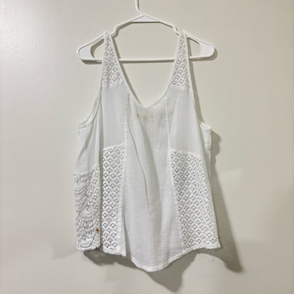 Hollister White Lace Tank - Picture 5 of 5